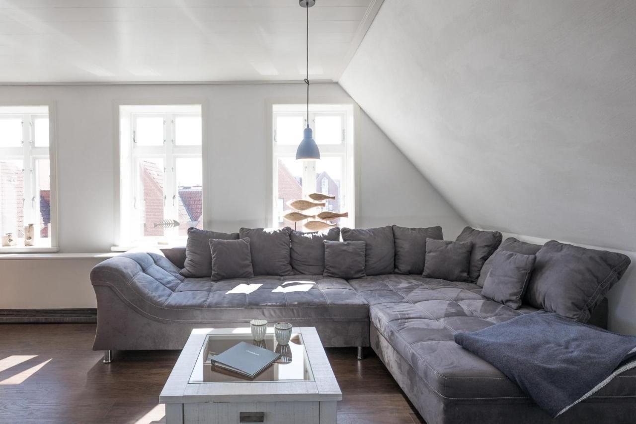 Apartmenthaus Theodor Storm - Unter Sternen ฮูซุม ภายนอก รูปภาพ
