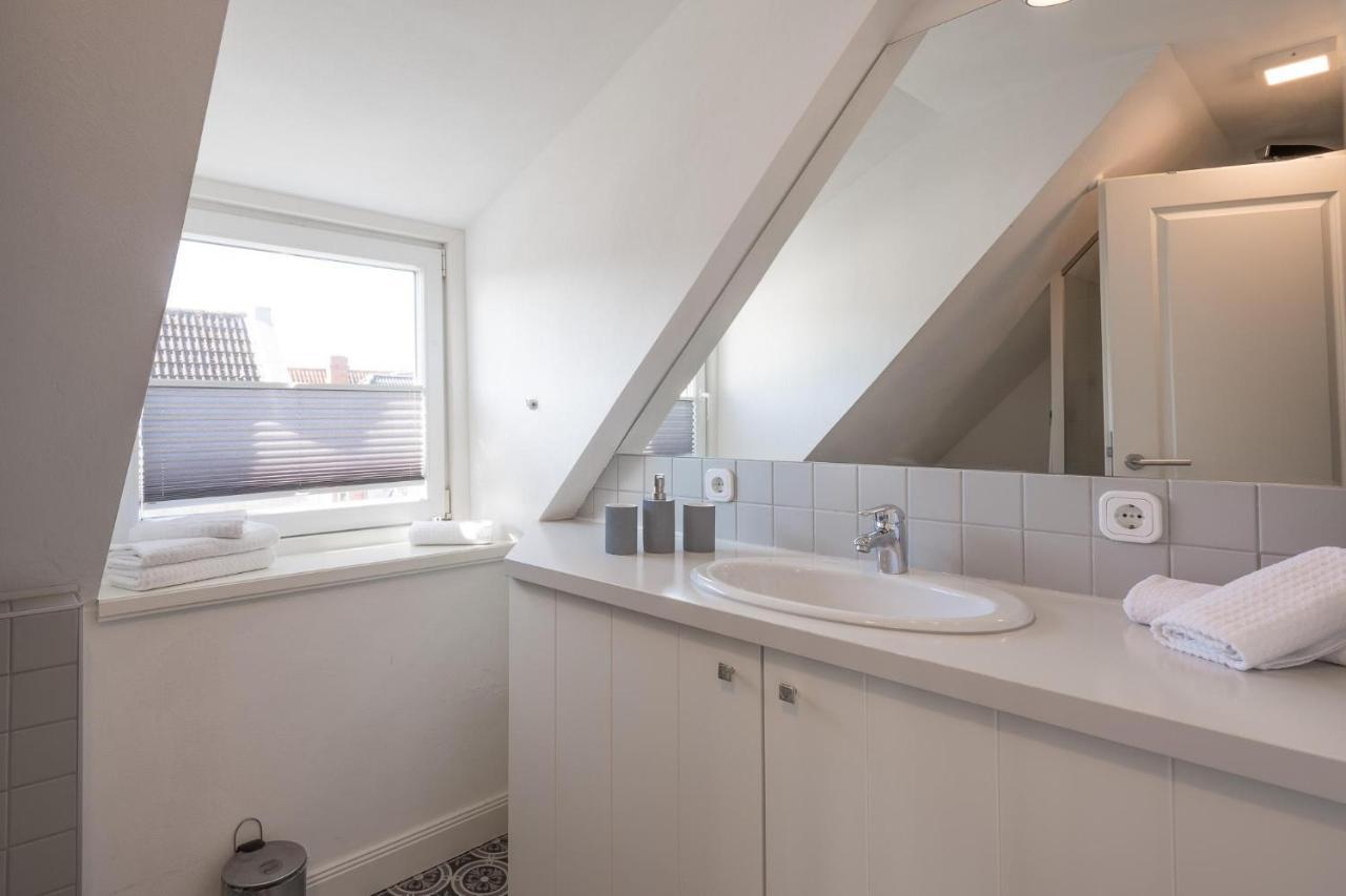 Apartmenthaus Theodor Storm - Unter Sternen ฮูซุม ภายนอก รูปภาพ